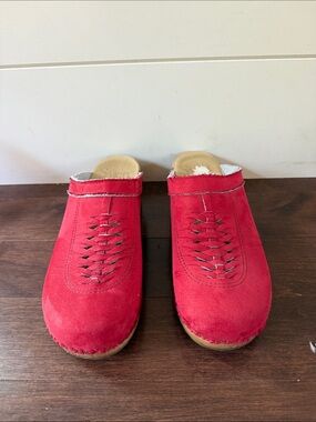 Sven Red Suede Woven Clog Mules sz 41
